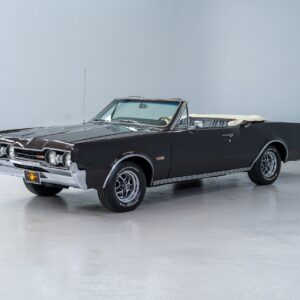 1967 Oldsmobile Cutlass 4-4-2 Tribute